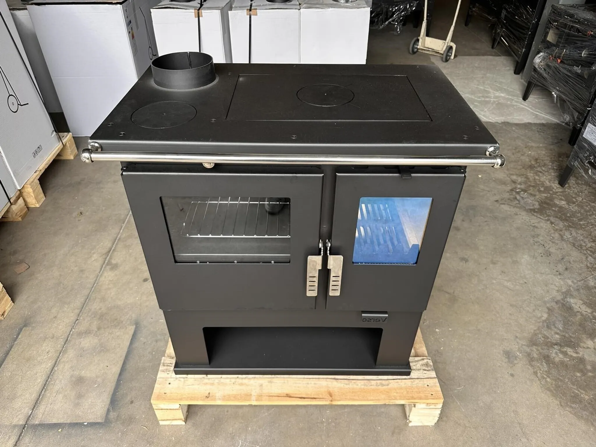 Verso CS Holzherd 7,7 kW - Kaminofen mit Backofen und Kochplatte 150 mm
